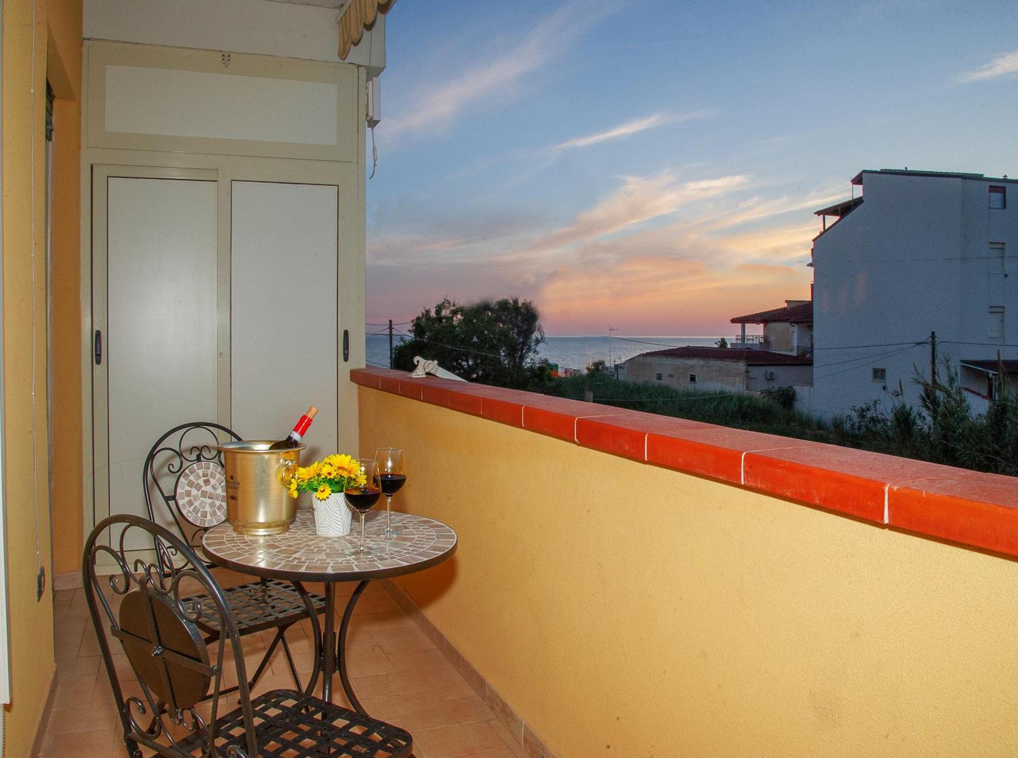 Sea Sunset Apartment San Leone Exterior photo